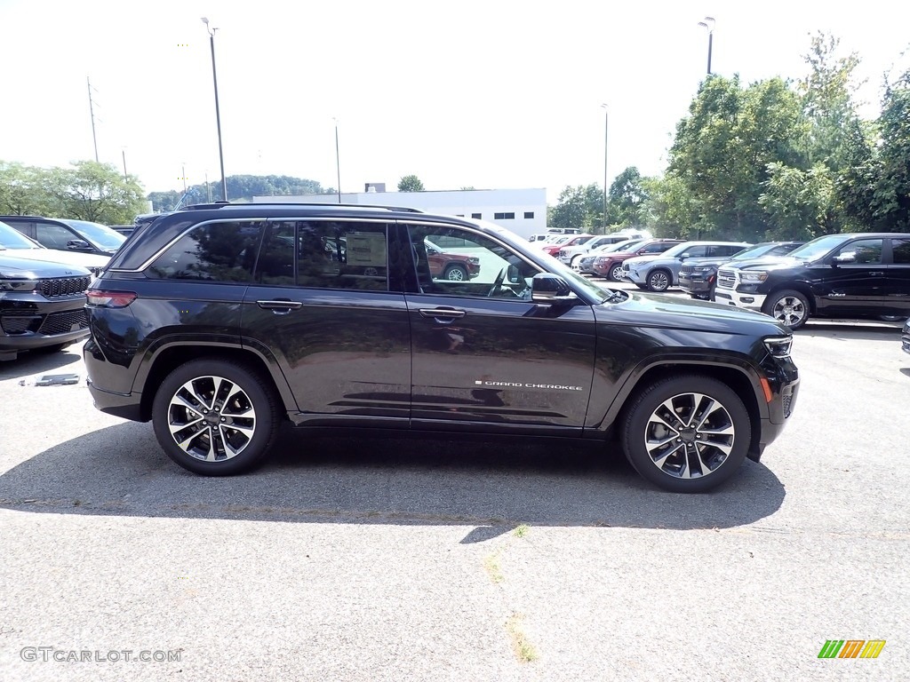 2023 Grand Cherokee Overland 4x4 - Rocky Mountain Pearl / Global Black photo #6