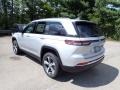 Silver Zynith - Grand Cherokee 4XE Photo No. 2