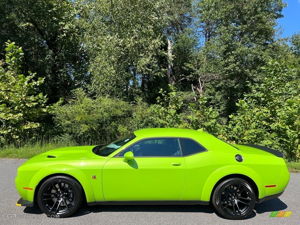 Sublime 2023 Dodge Challenger R/T Scat Pack Widebody Exterior Photo #146519385