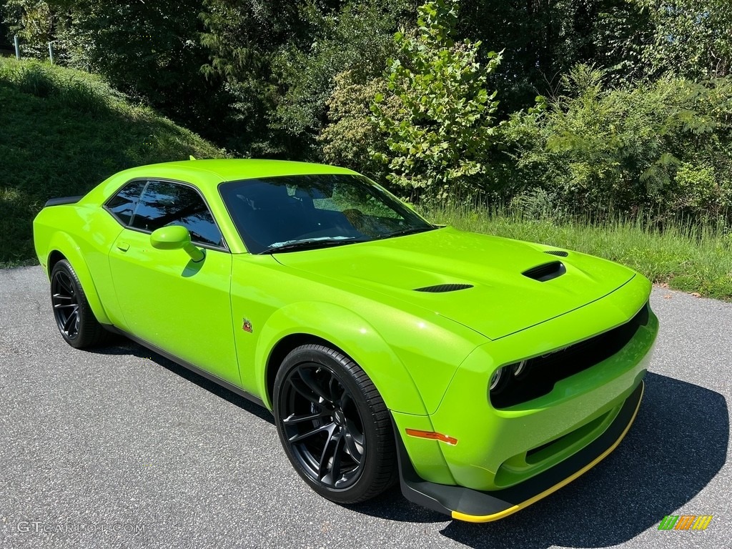 Sublime 2023 Dodge Challenger R/T Scat Pack Widebody Exterior Photo #146519448