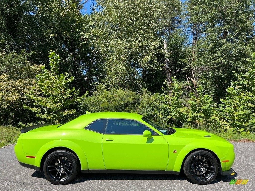 2023 Challenger R/T Scat Pack Widebody - Sublime / Black photo #5