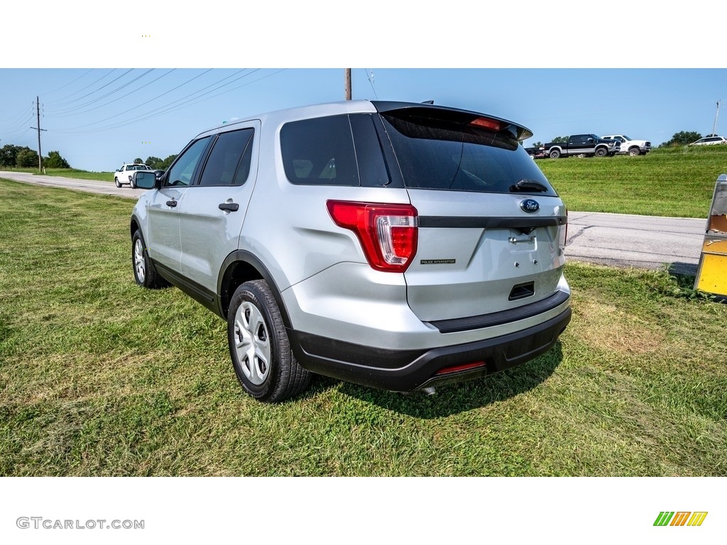 2018 Explorer Police Interceptor AWD - Ingot Silver / Ebony Black photo #6