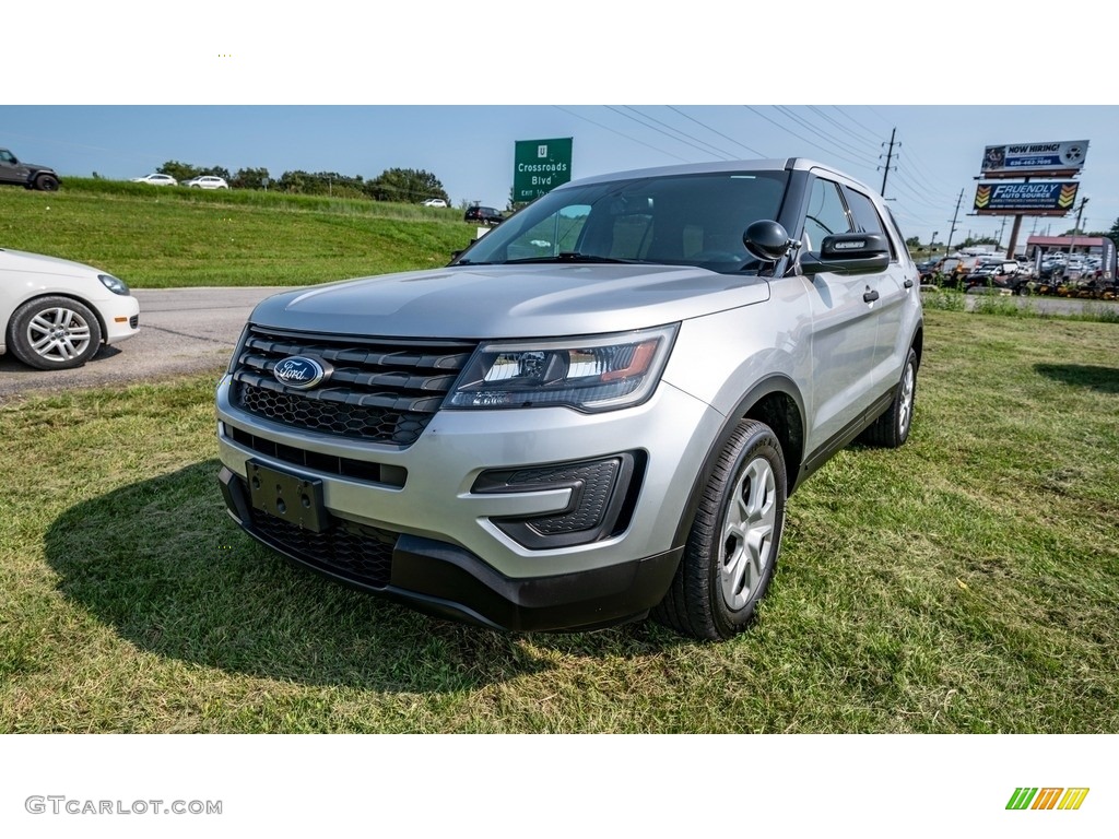 2018 Explorer Police Interceptor AWD - Ingot Silver / Ebony Black photo #8