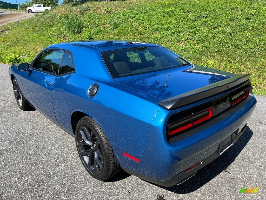 2023 Challenger SXT Blacktop - Frostbite / Black photo #8