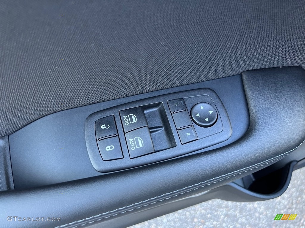2023 Challenger SXT Blacktop - Frostbite / Black photo #13