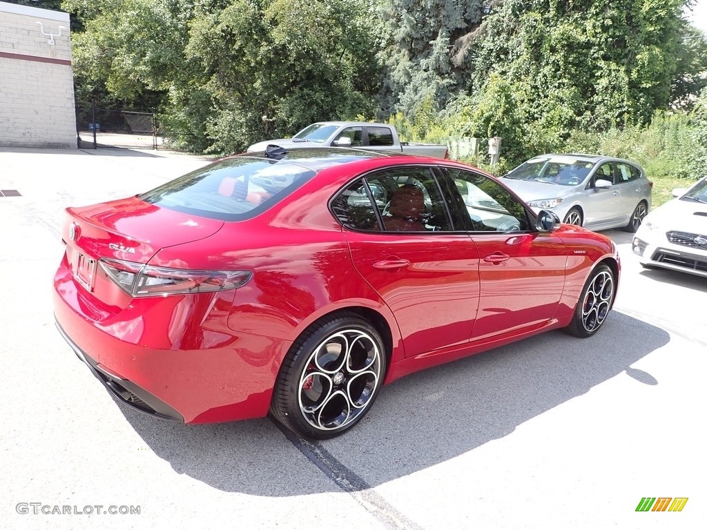 2024 Giulia Veloce AWD - Alfa Rosso (Red) / Black/Red photo #5