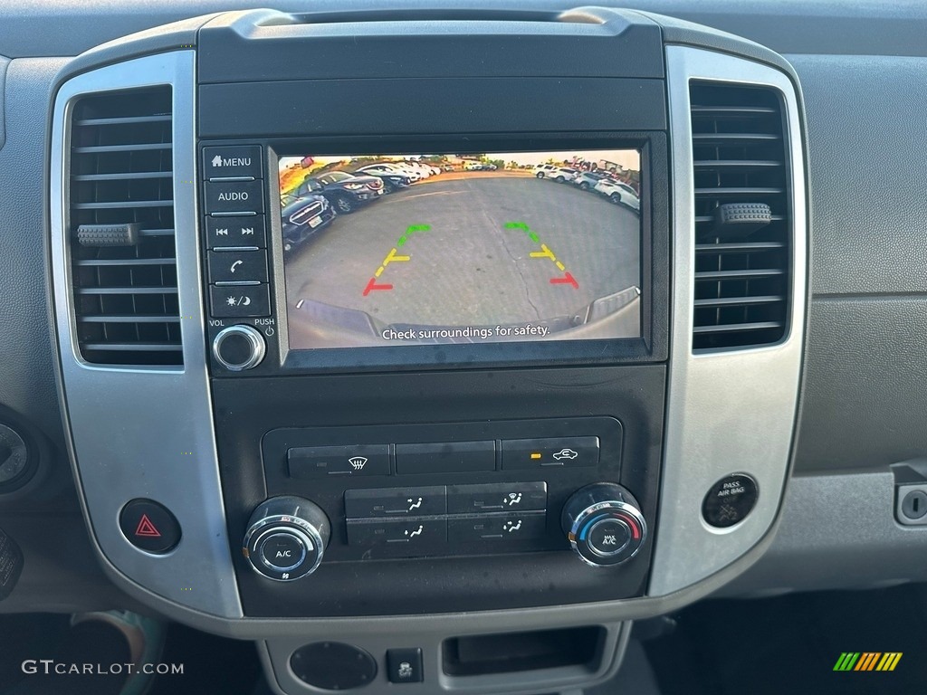 2019 Frontier SV Crew Cab - Glacier White / Steel photo #9