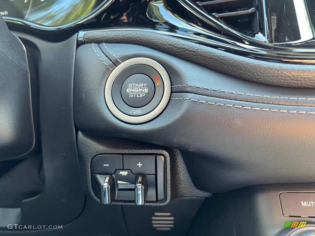 2023 Durango SXT Blacktop AWD - White Knuckle / Black photo #22
