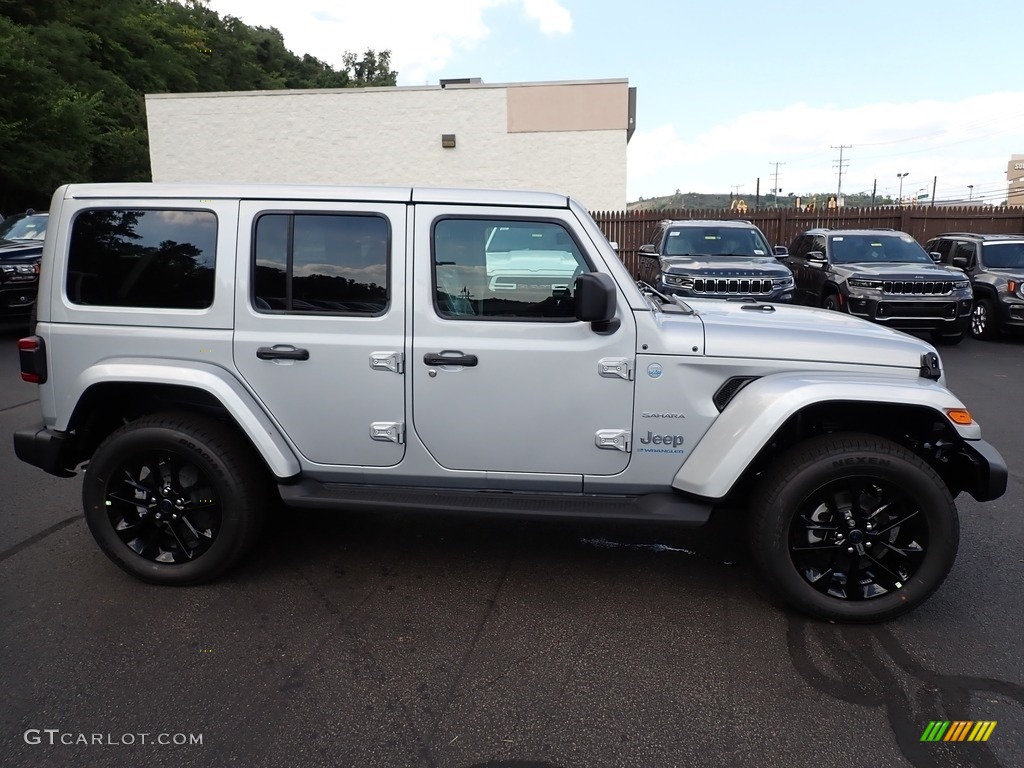 Silver Zynith 2024 Jeep Wrangler 4-Door Sahara 4xe Hybrid Exterior Photo #146522650