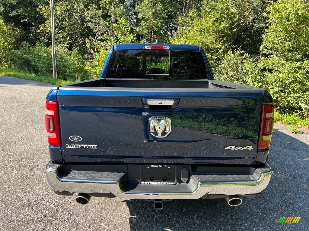 2020 1500 Laramie Crew Cab 4x4 - Patriot Blue Pearl / Black photo #7