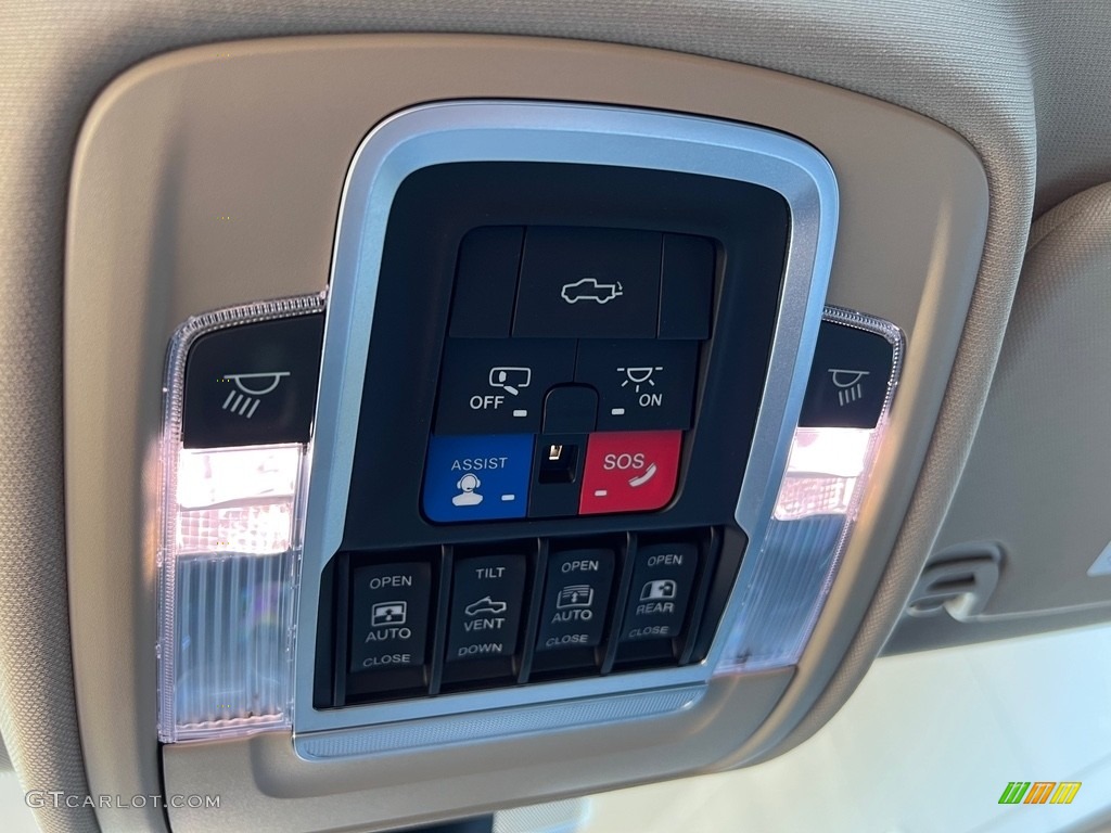 2020 1500 Laramie Crew Cab 4x4 - Patriot Blue Pearl / Black photo #31