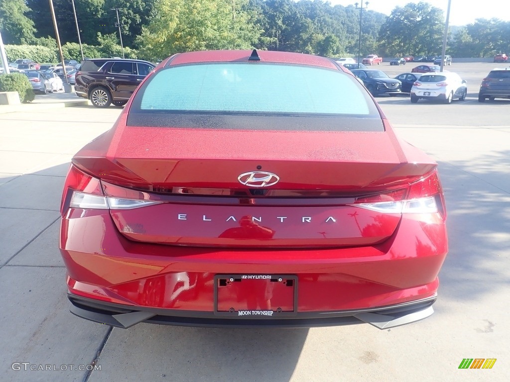 2023 Elantra SEL - Ultimate Red Metallic / Black photo #3