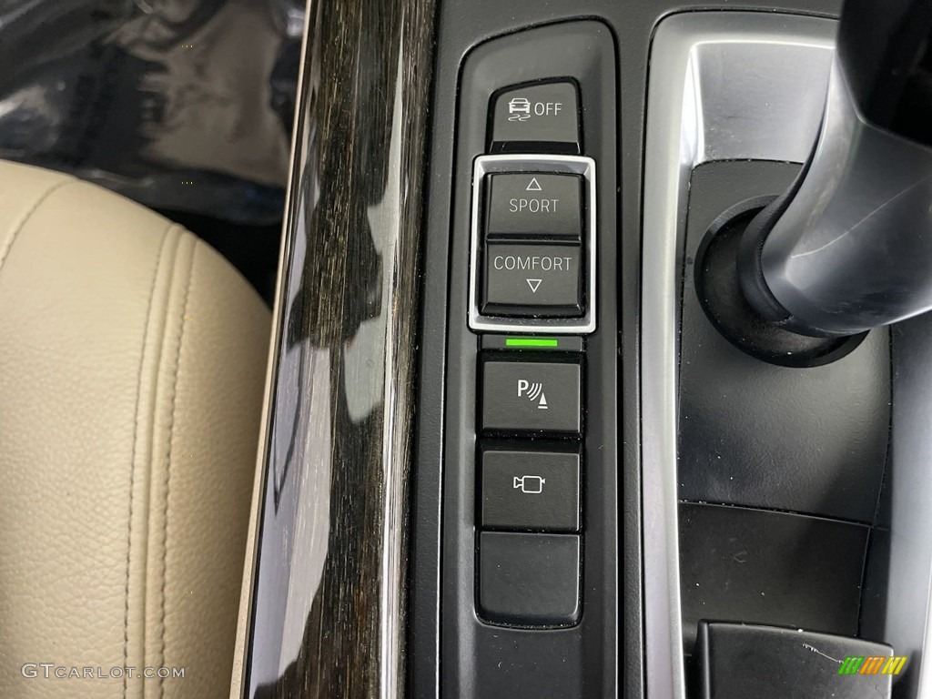 2017 BMW X5 sDrive35i Controls Photo #146525728
