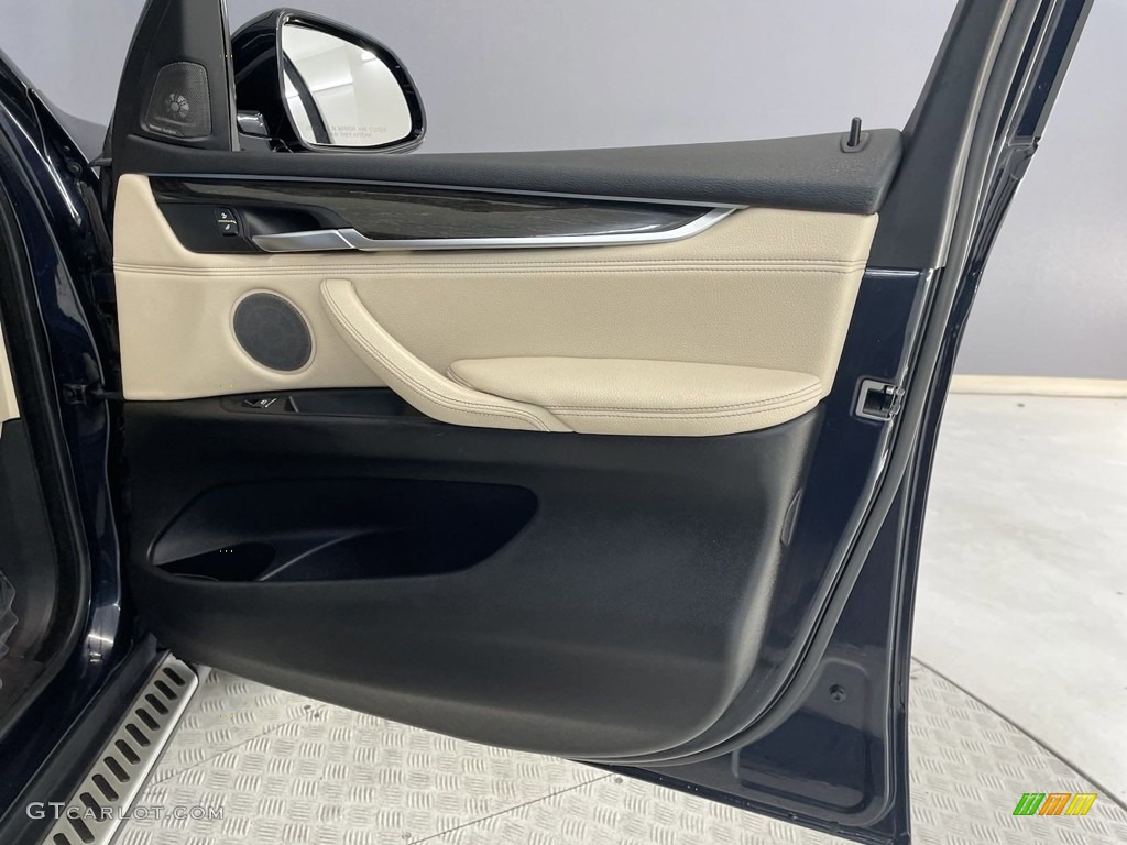 2017 BMW X5 sDrive35i Canberra Beige/Black Door Panel Photo #146525840