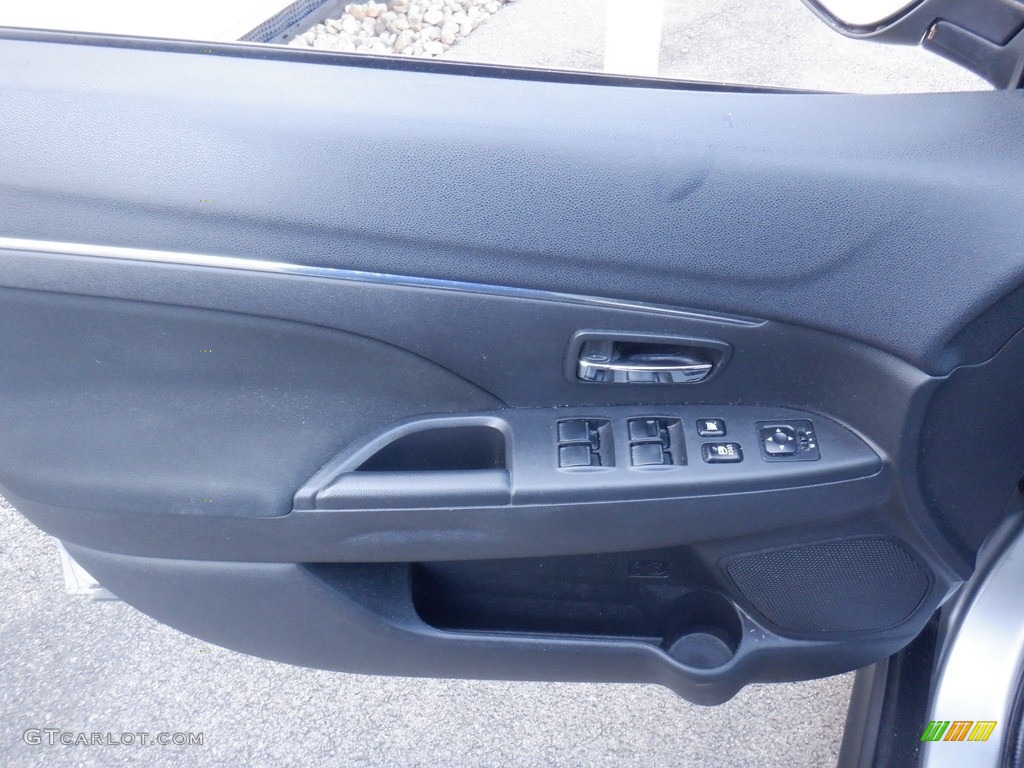 2017 Mitsubishi Outlander Sport SE AWC Door Panel Photos