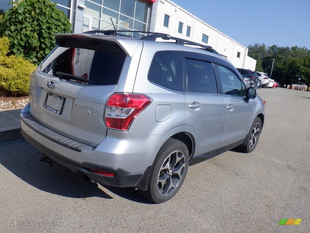 2014 Forester 2.0XT Touring - Ice Silver Metallic / Black photo #16