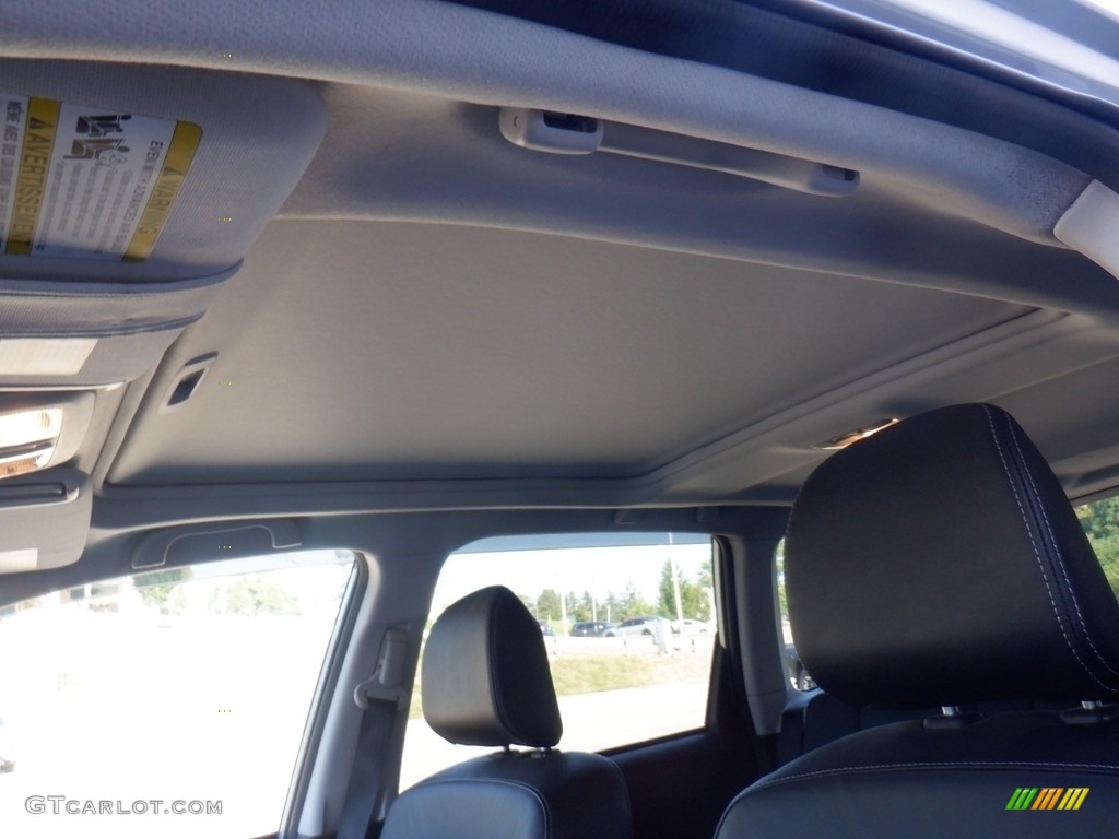 2014 Forester 2.0XT Touring - Ice Silver Metallic / Black photo #17