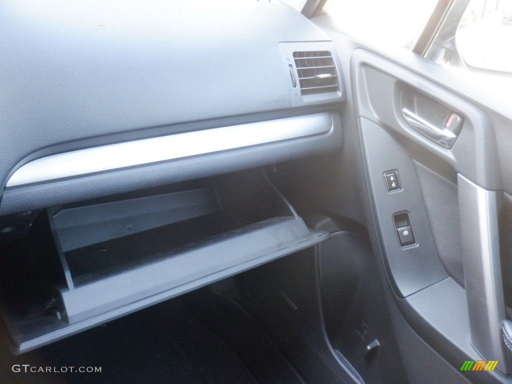 2014 Forester 2.0XT Touring - Ice Silver Metallic / Black photo #28