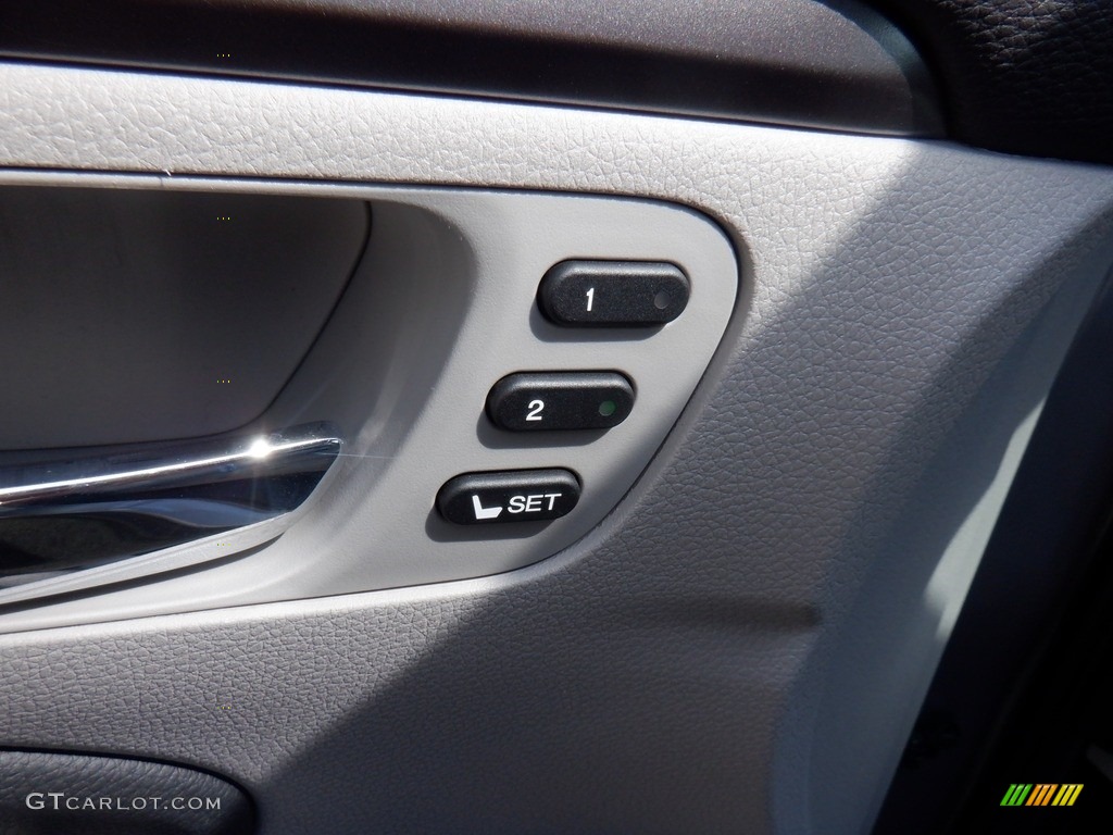 2021 Pilot Special Edition AWD - Lunar Silver Metallic / Black photo #11