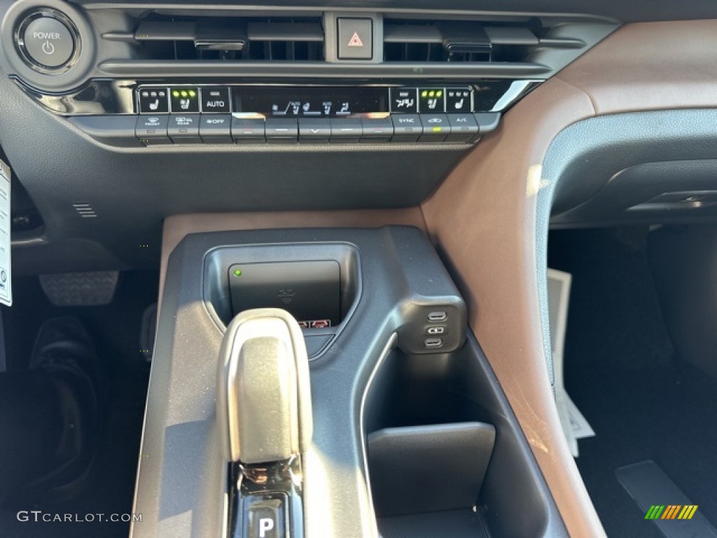 2023 Toyota Crown Limited AWD Controls Photo #146529596