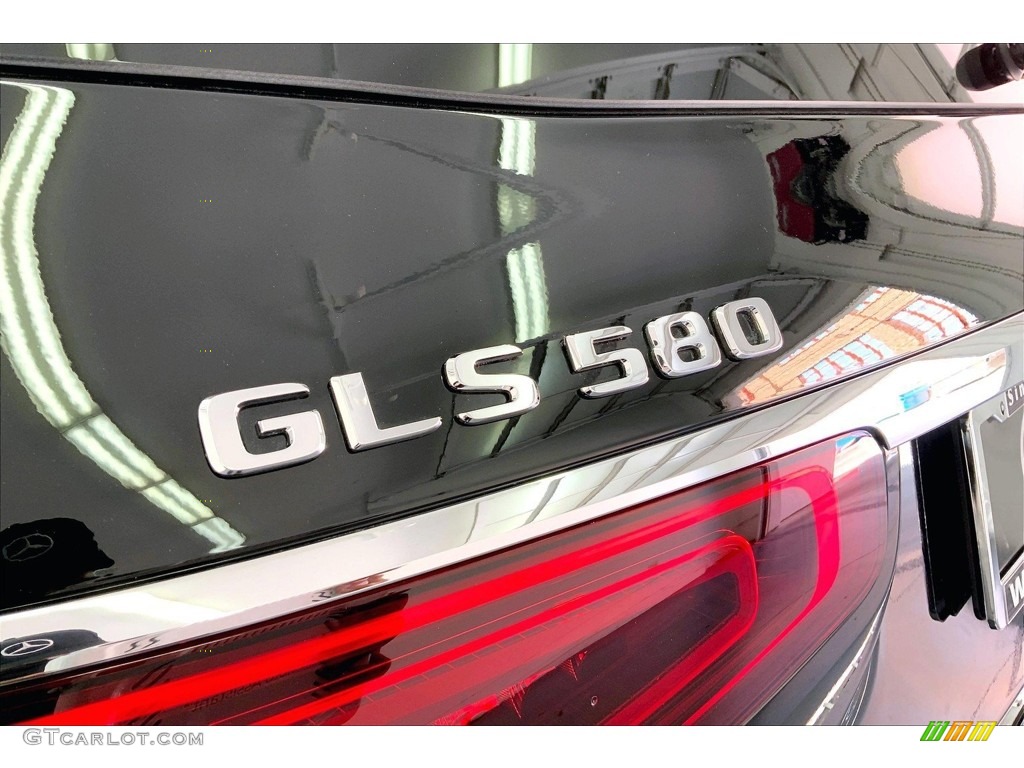 2020 GLS 580 4Matic - Black / Black photo #31