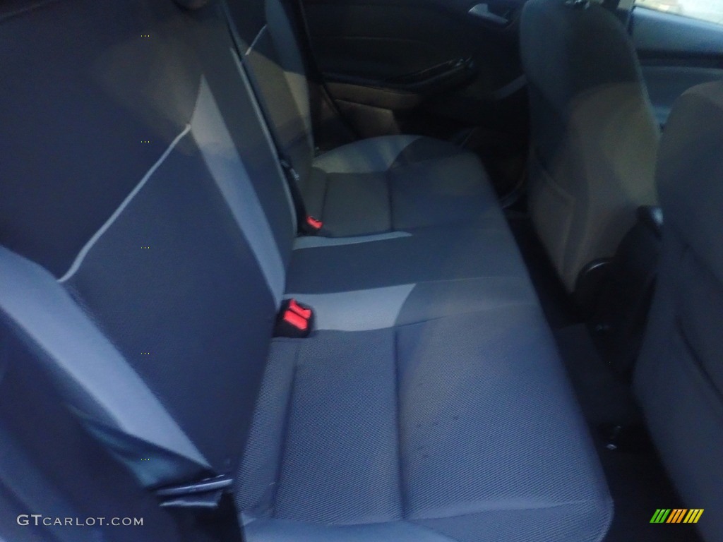 2014 Focus SE Sedan - Ingot Silver / Charcoal Black photo #15