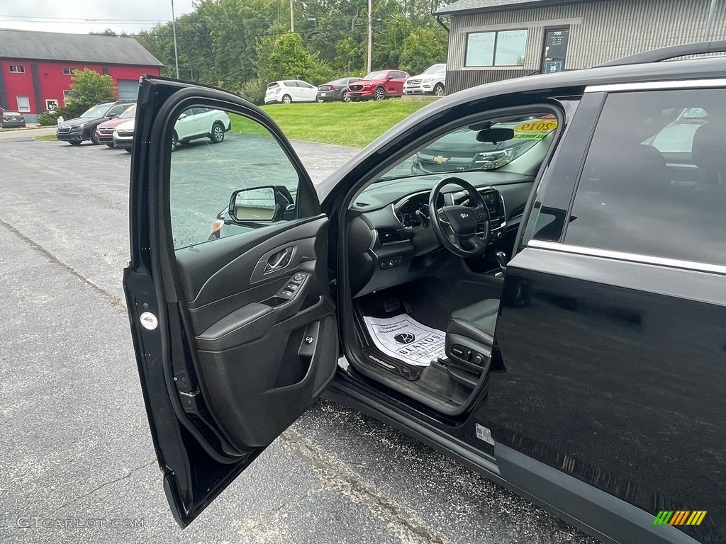 2019 Traverse LT AWD - Mosaic Black Metallic / Jet Black photo #31