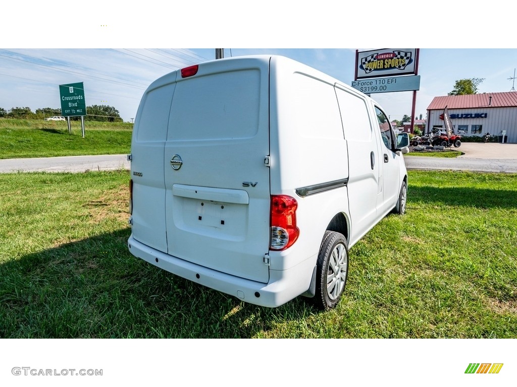 2018 NV200 SV - Fresh Powder / Gray photo #4