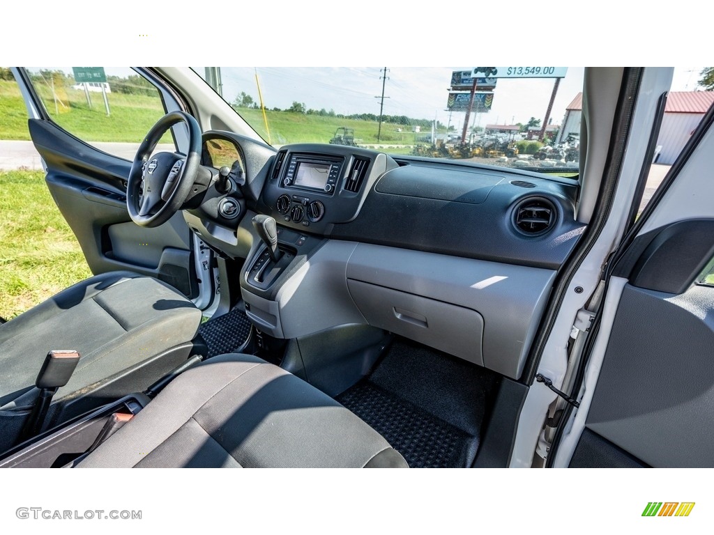 2018 NV200 SV - Fresh Powder / Gray photo #26