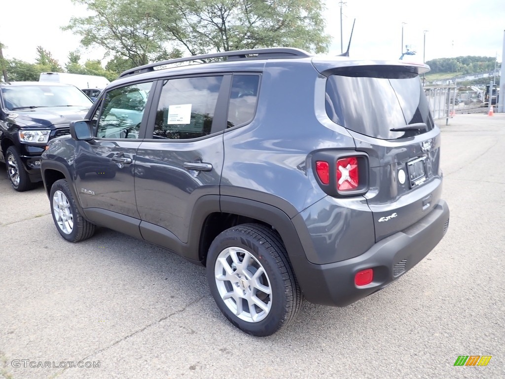 2023 Renegade Latitude 4x4 - Graphite Gray / Black photo #4
