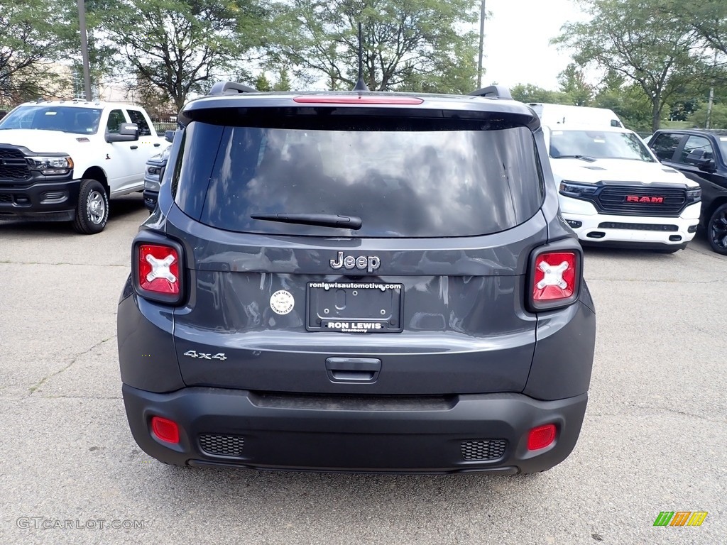 2023 Renegade Latitude 4x4 - Graphite Gray / Black photo #5