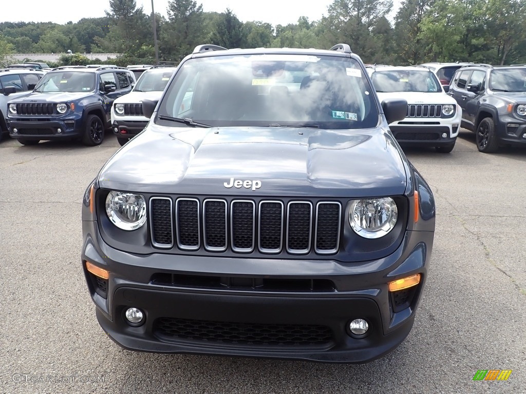 2023 Renegade Latitude 4x4 - Graphite Gray / Black photo #9