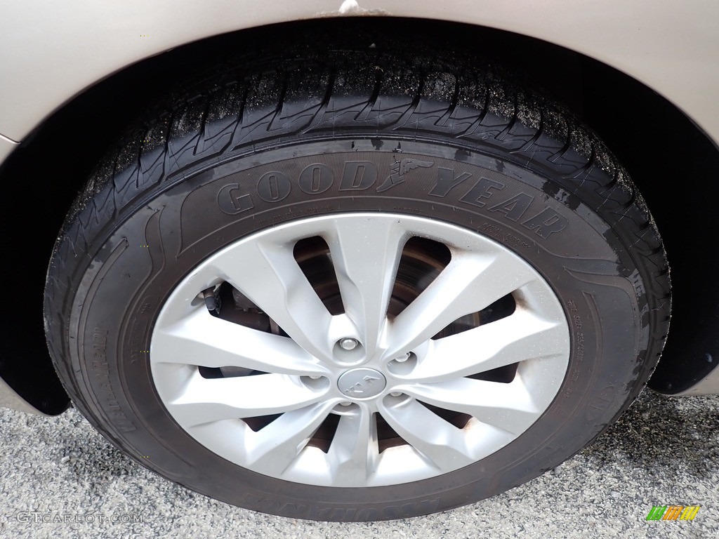 2016 Kia Sedona EX Wheel Photos