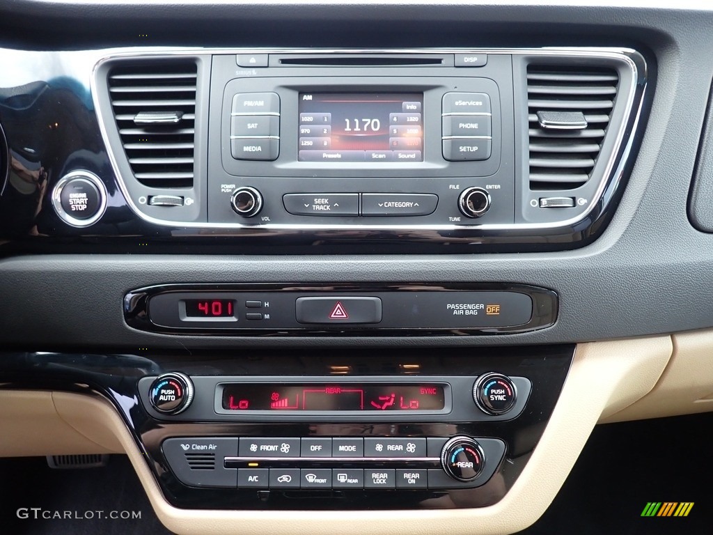 2016 Kia Sedona EX Controls Photos