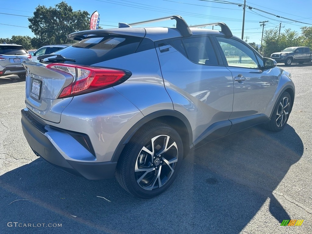 2019 C-HR XLE - Silver Knockout Metallic / Black photo #6