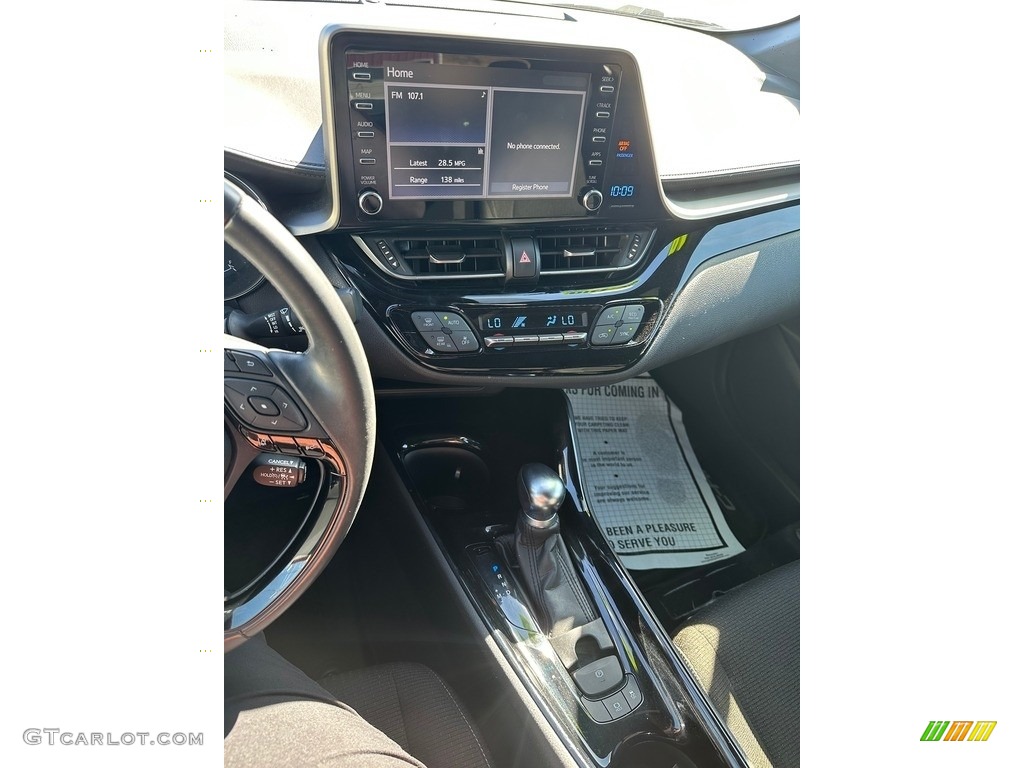 2019 C-HR XLE - Silver Knockout Metallic / Black photo #9