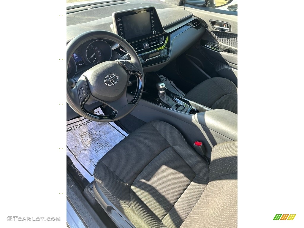 2019 C-HR XLE - Silver Knockout Metallic / Black photo #11