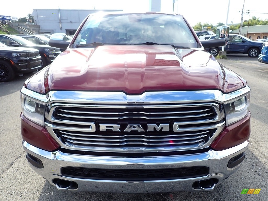 2019 1500 Laramie Quad Cab 4x4 - Delmonico Red Pearl / Black photo #9