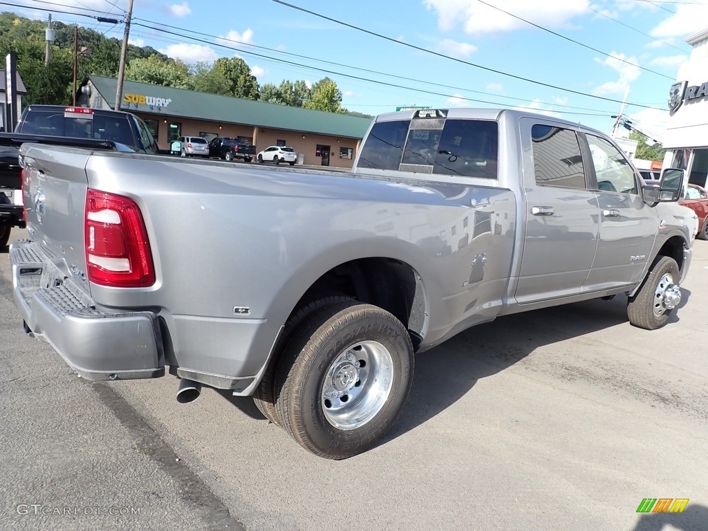 2023 3500 Laramie Crew Cab 4x4 - Billet Silver Metallic / Black photo #6