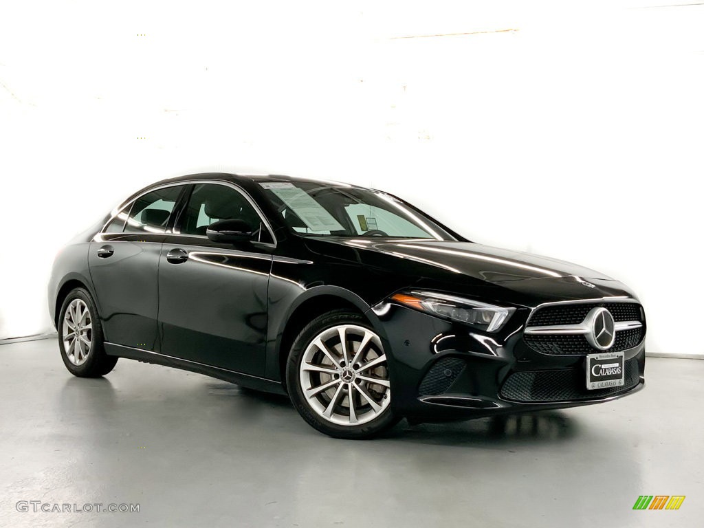 2019 A 220 Sedan - Cosmos Black Metallic / Black photo #2