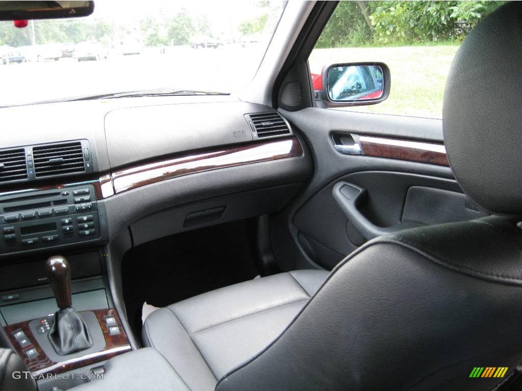 2004 3 Series 325i Sedan - Electric Red / Black photo #12