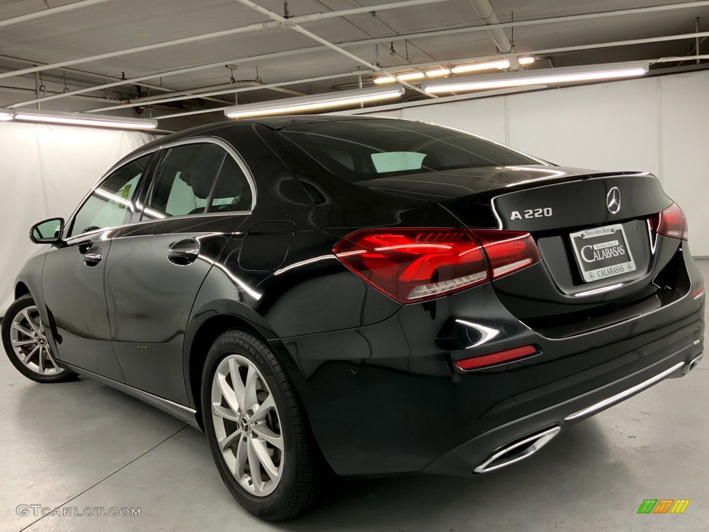 2019 A 220 Sedan - Cosmos Black Metallic / Black photo #13