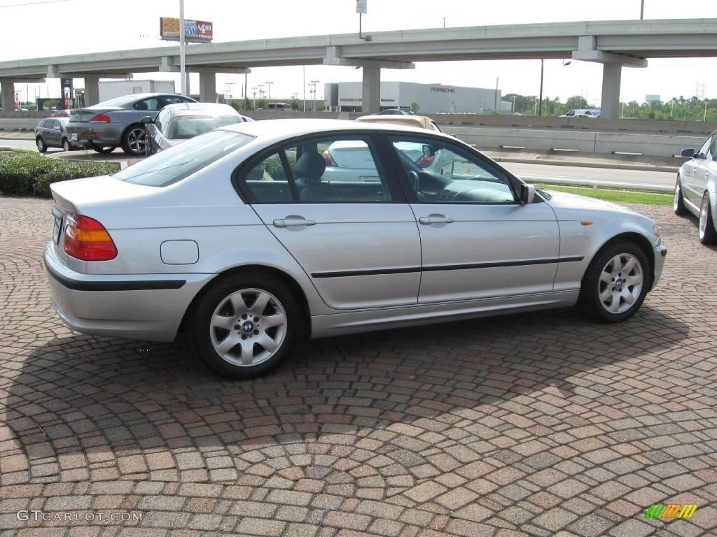 2005 3 Series 325i Sedan - Titanium Silver Metallic / Black photo #11