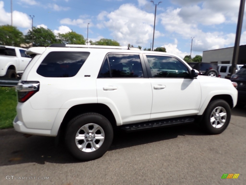 2022 4Runner SR5 4x4 - White / Black/Graphite photo #4