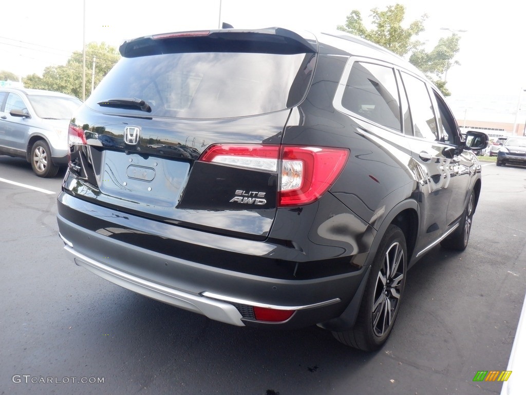 Crystal Black Pearl 2020 Honda Pilot Elite AWD Exterior Photo #146541889
