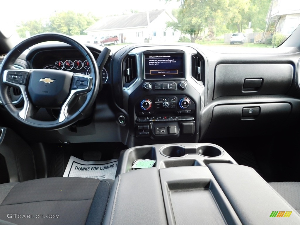 2021 Chevrolet Silverado 1500 LT Crew Cab 4x4 Jet Black Dashboard Photo #146542722