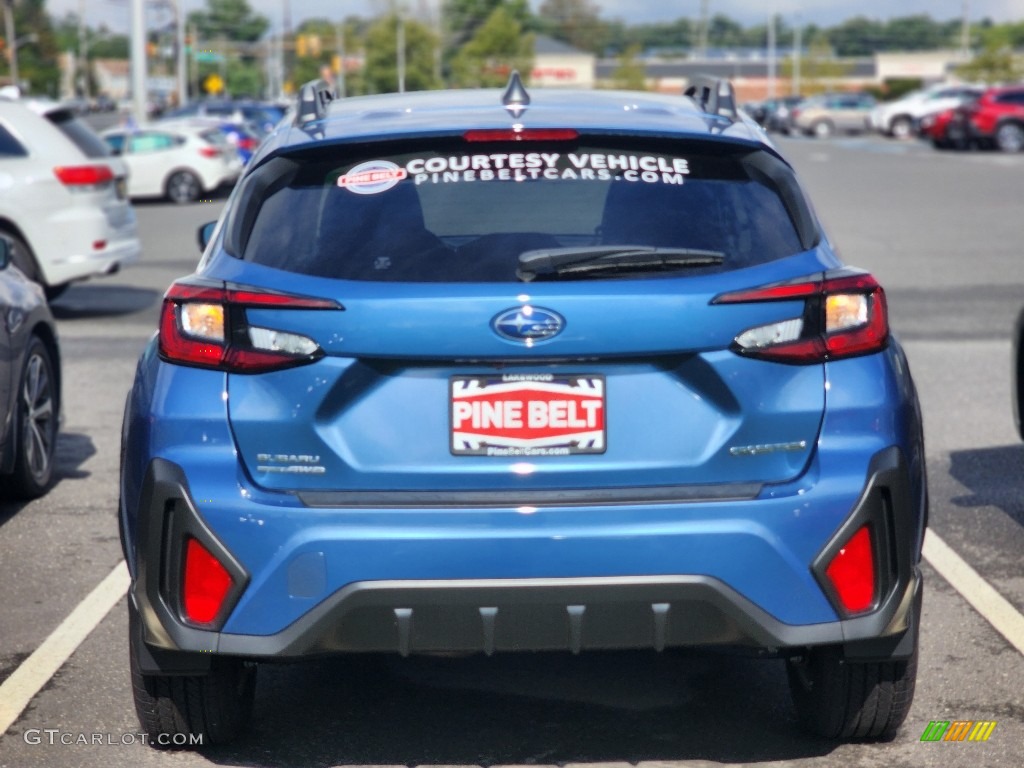 2024 Crosstrek Premium - Horizon Blue Pearl / Gray photo #4