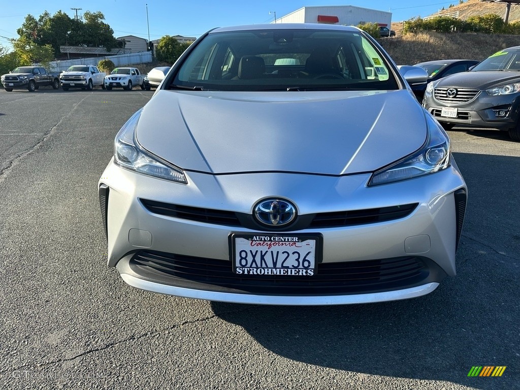 2022 Prius L - Classic Silver Metallic / Black photo #2