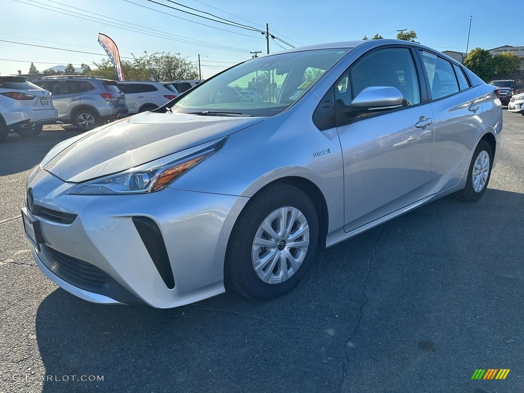 2022 Prius L - Classic Silver Metallic / Black photo #3