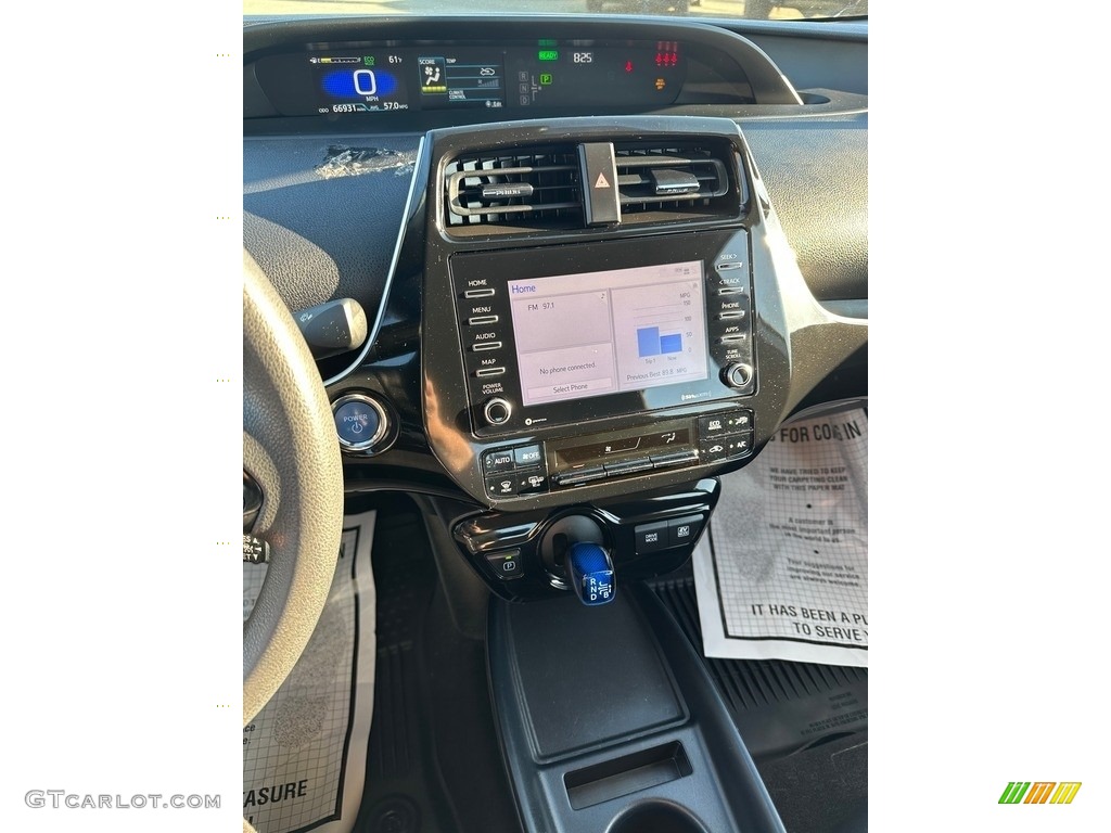 2022 Prius L - Classic Silver Metallic / Black photo #9